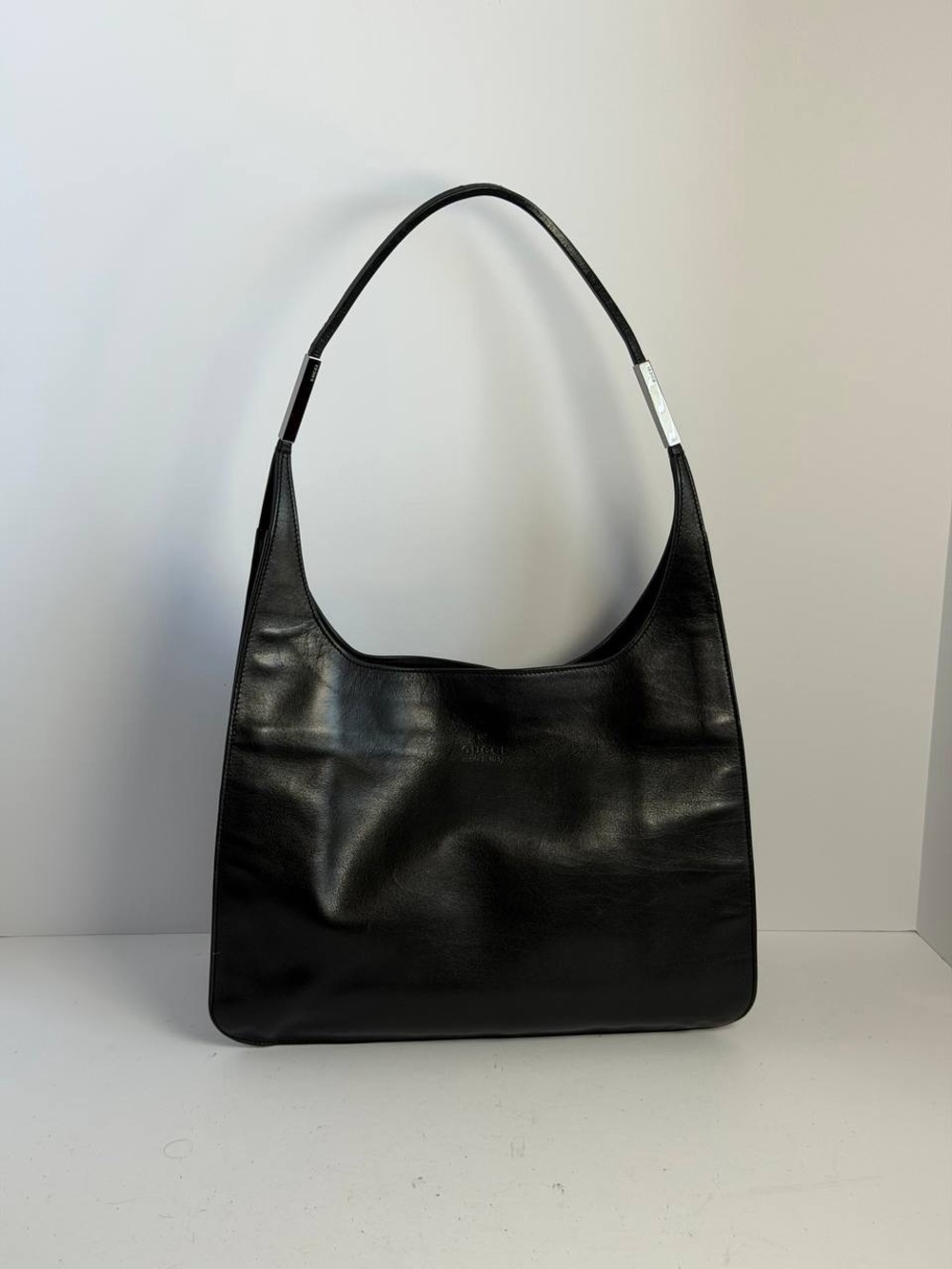 Vintage Gucci Black Calfskin Leather Hobo Shoulder Bag Designed by Tom Ford Rare